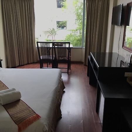 The Imperial Home Hotel Pak Kret Exterior foto