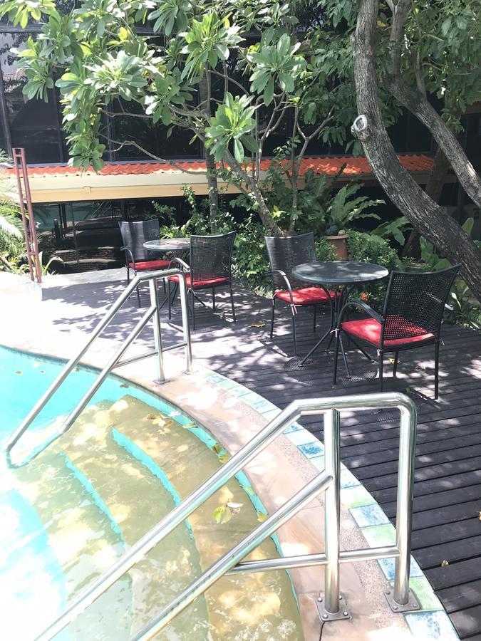 The Imperial Home Hotel Pak Kret Exterior foto