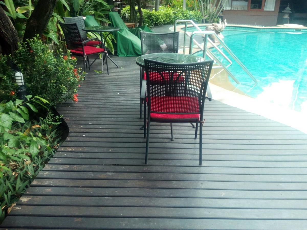 The Imperial Home Hotel Pak Kret Exterior foto