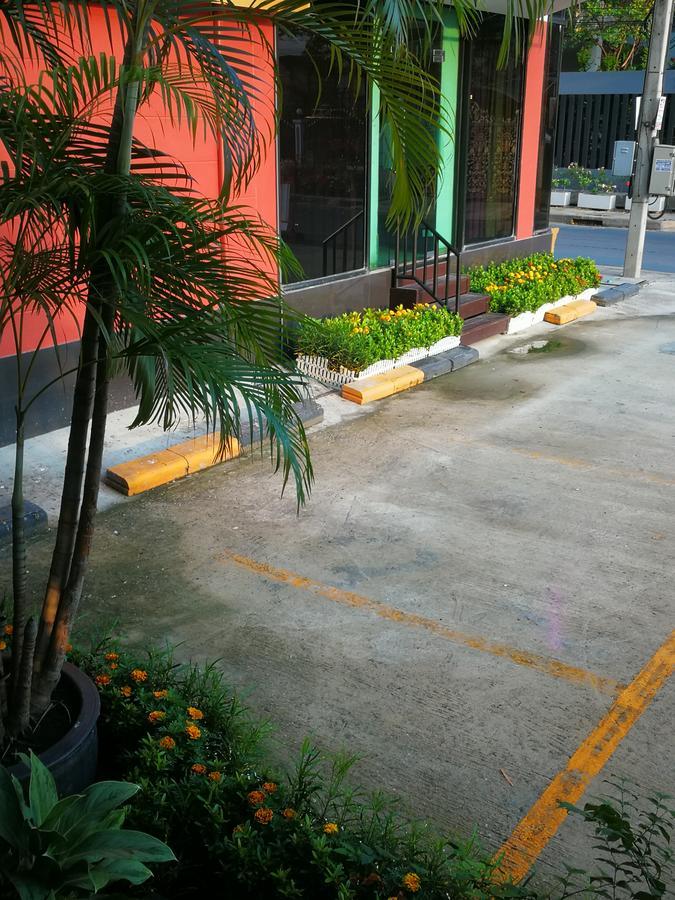 The Imperial Home Hotel Pak Kret Exterior foto
